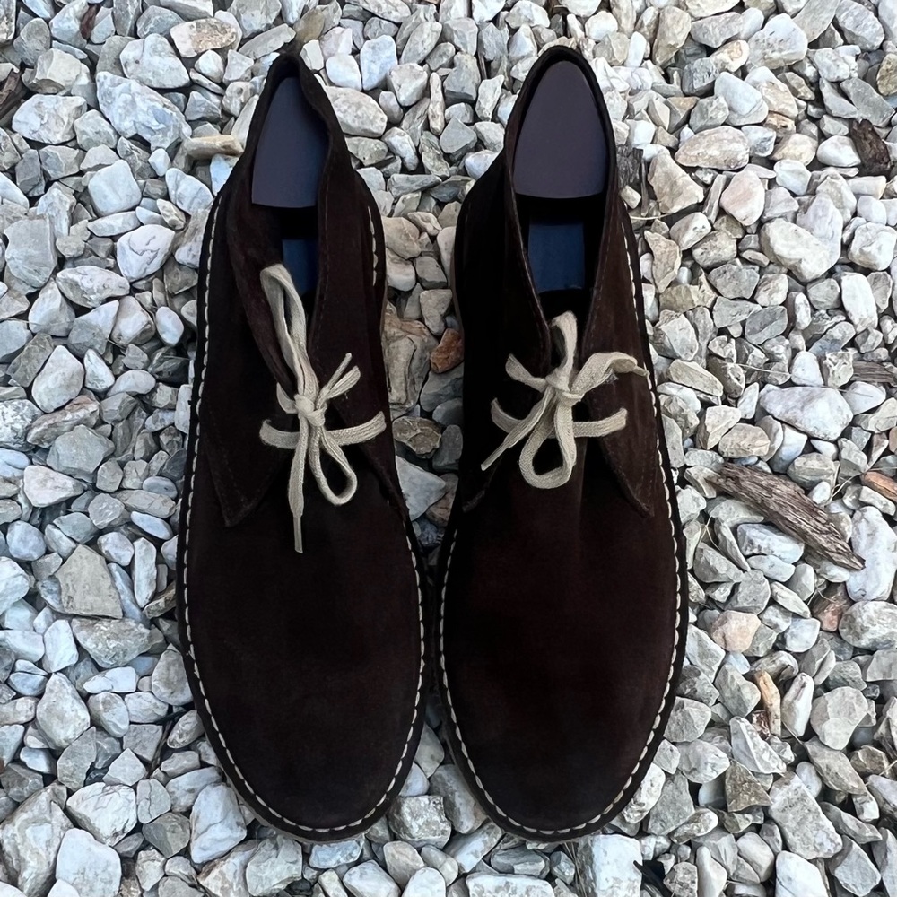 Saks Fifth Avenue Brown Suede Lace-Up Chukka Boots Size 9.5 Great Condition